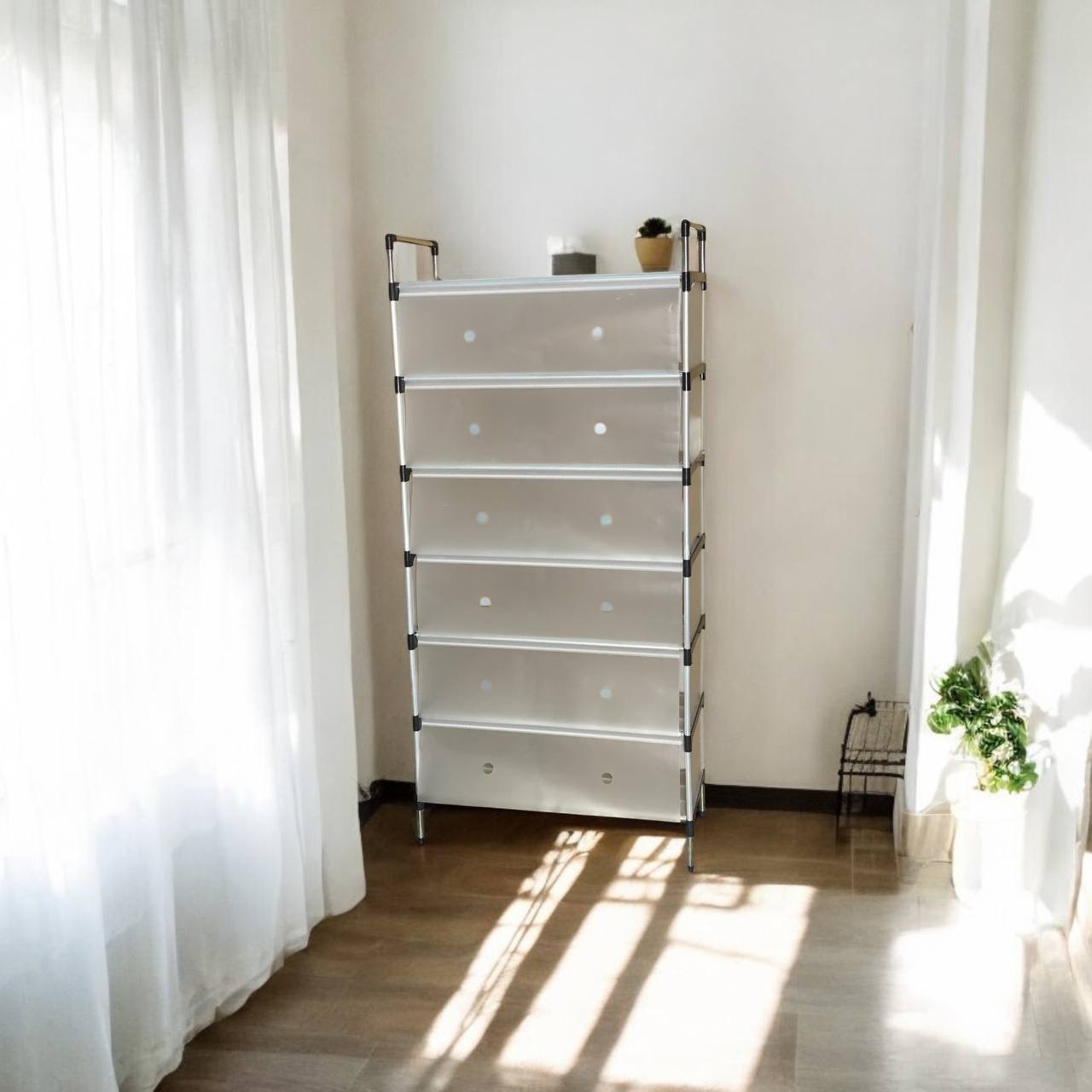 Étagère à chaussures à plusieurs niveaux avec portes